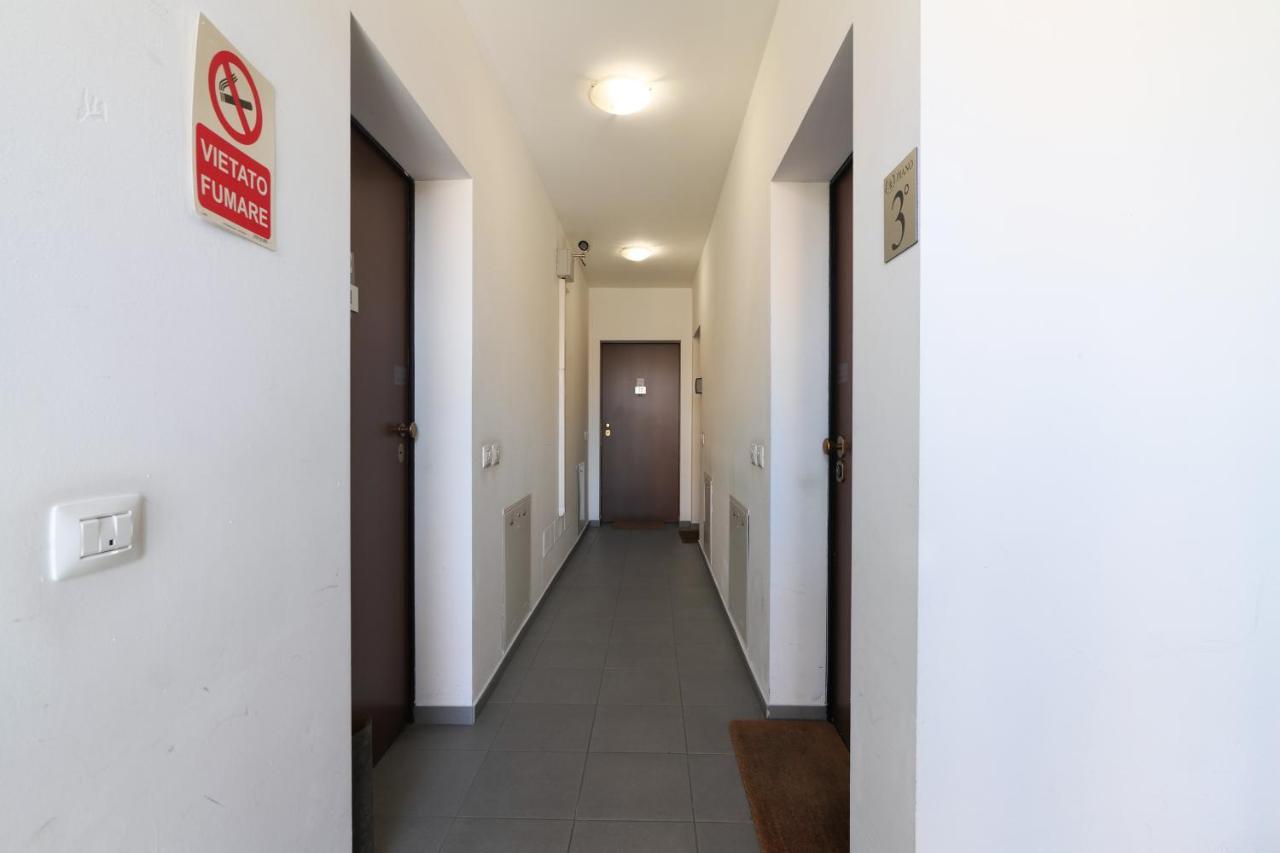 Primopiano - Bonomi Apartment Milano Ngoại thất bức ảnh