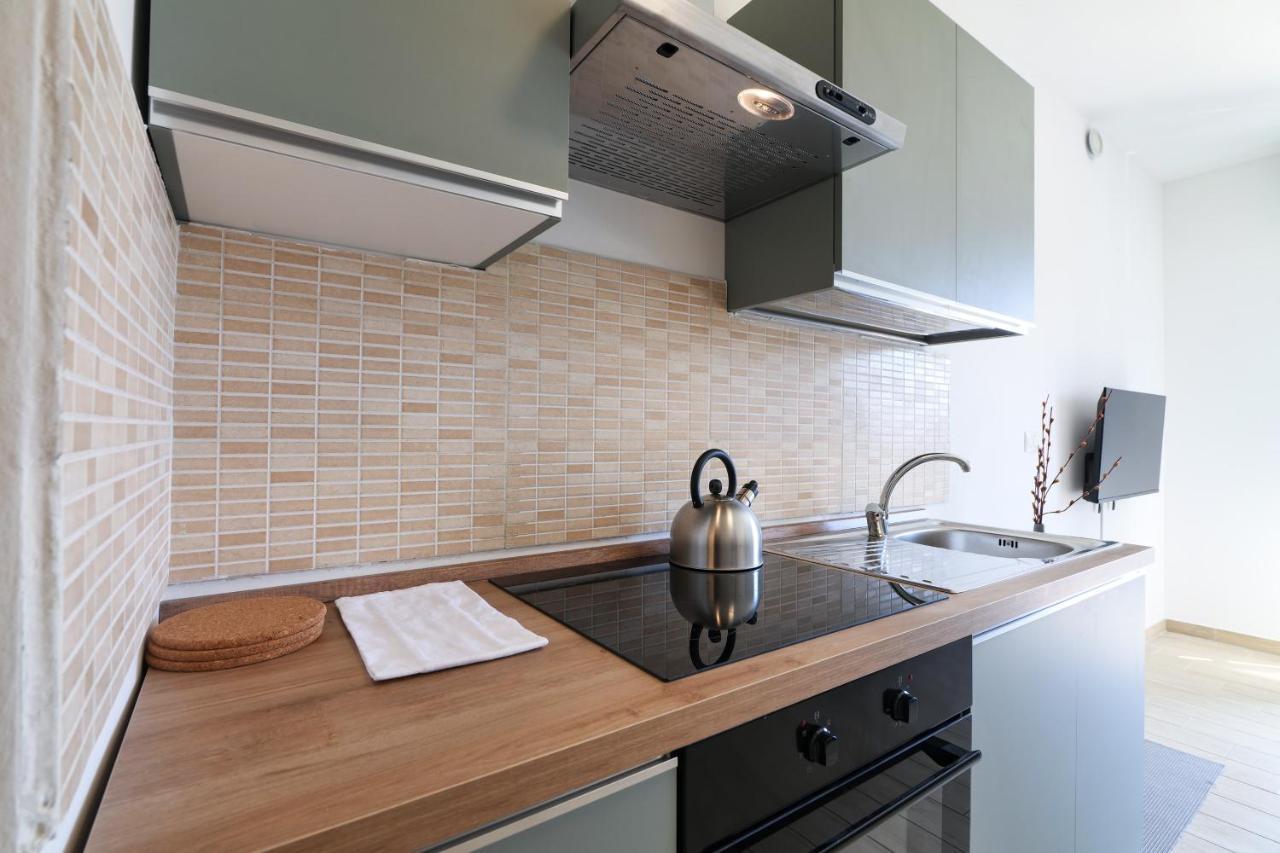 Primopiano - Bonomi Apartment Milano Ngoại thất bức ảnh