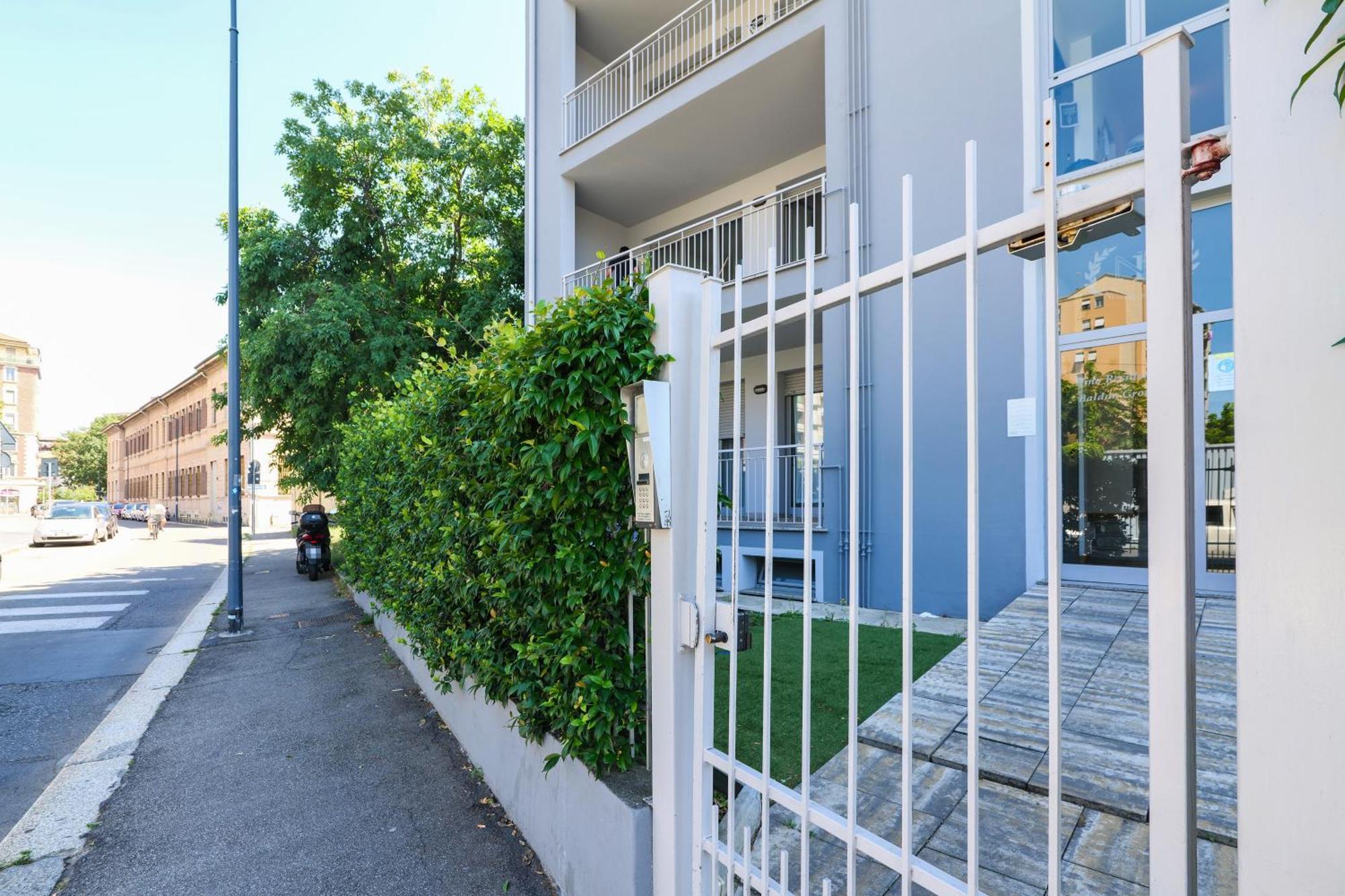 Primopiano - Bonomi Apartment Milano Ngoại thất bức ảnh